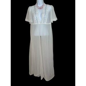 Vintage Dream Away Peignoir Size S Sheer Cream Nylon Bridal NightGown  Robe embr